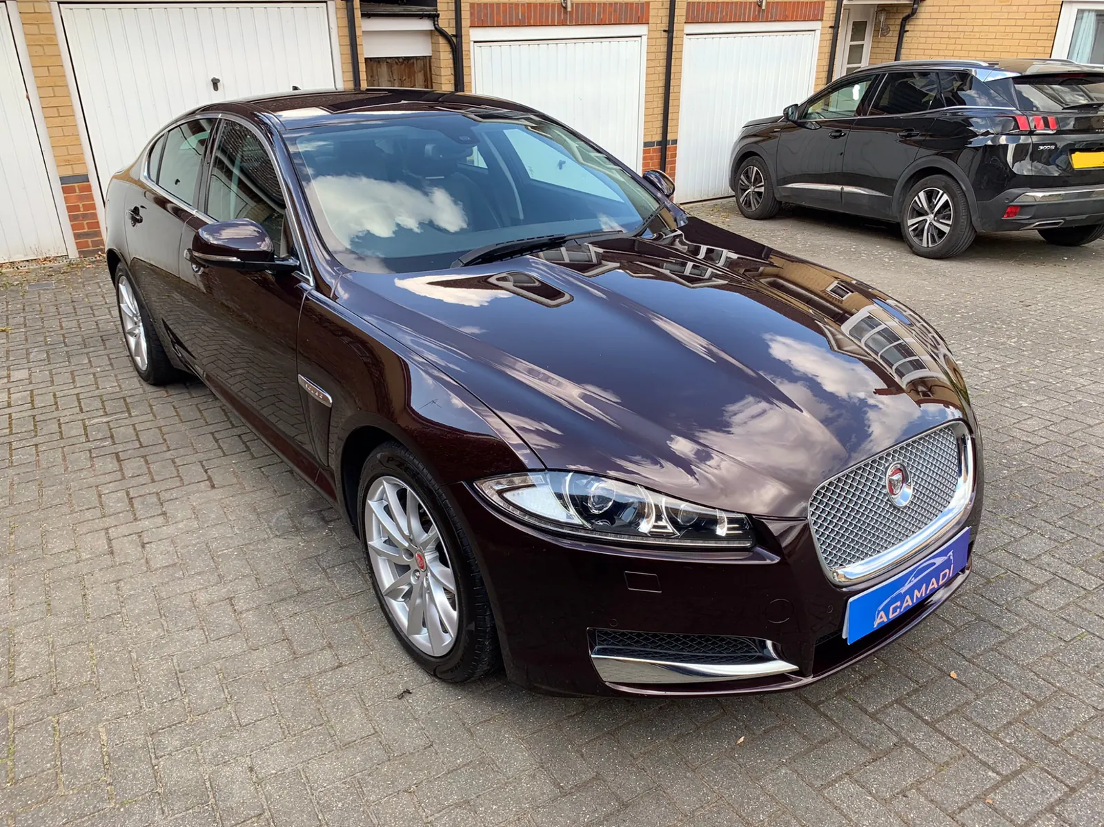 New vehicle with protected paintwork